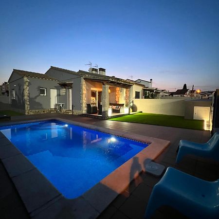 Casa En L Escala Con Piscina Y Wifi Free Villa L' Escala Buitenkant foto