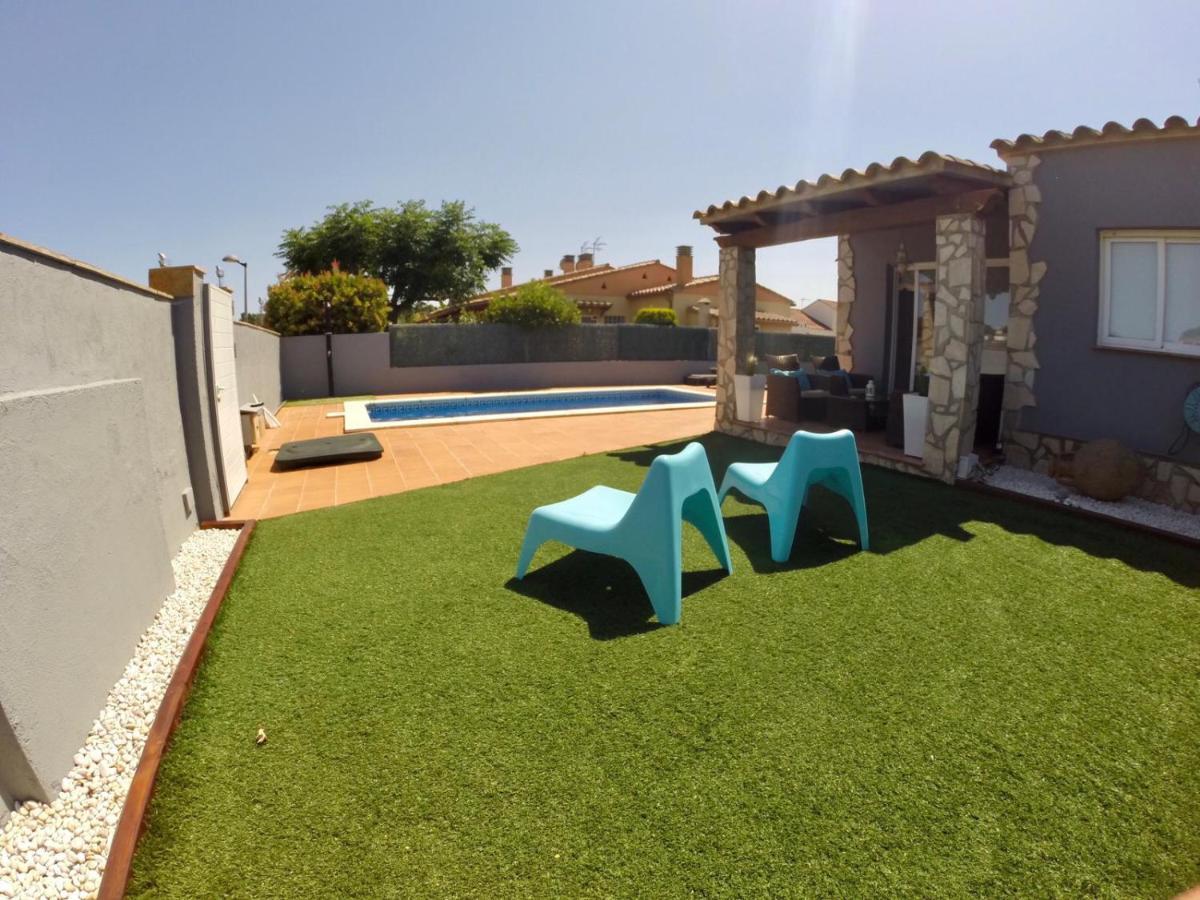 Casa En L Escala Con Piscina Y Wifi Free Villa L' Escala Buitenkant foto