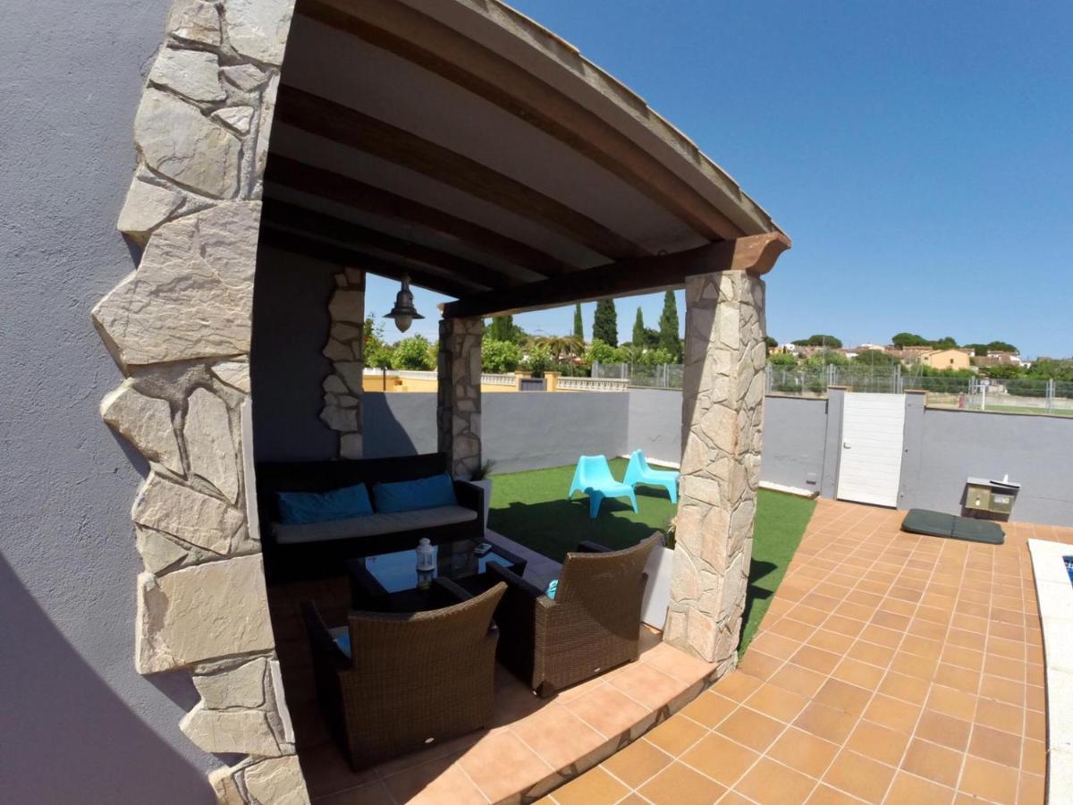 Casa En L Escala Con Piscina Y Wifi Free Villa L' Escala Buitenkant foto