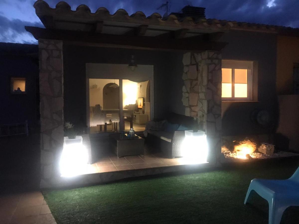 Casa En L Escala Con Piscina Y Wifi Free Villa L' Escala Buitenkant foto